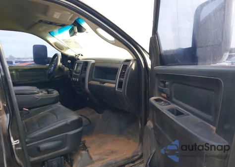 2014 Ram 2500 Tradesman из США, поврежденный, VIN 3C6UR5HL5EG315163